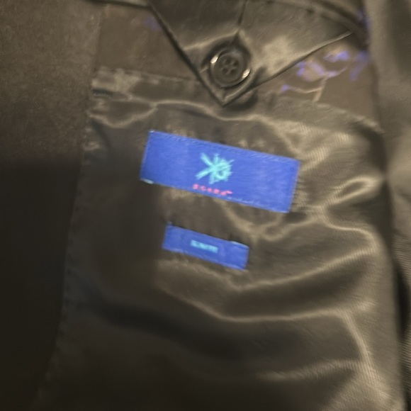 Egara Black Sportcoat with Bright Blue Floral Design 46R EyeCatching Elegance - Picture 3 of 4